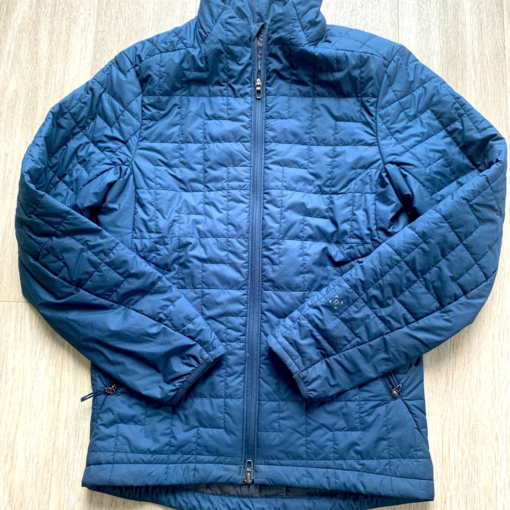 Lululemon Men’s Primaloft insulated jacket
